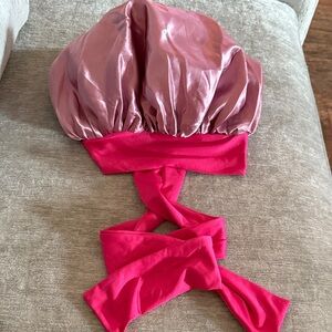 Reversible satin hair wrap with tie - barely used. Ties snugly and stays on!